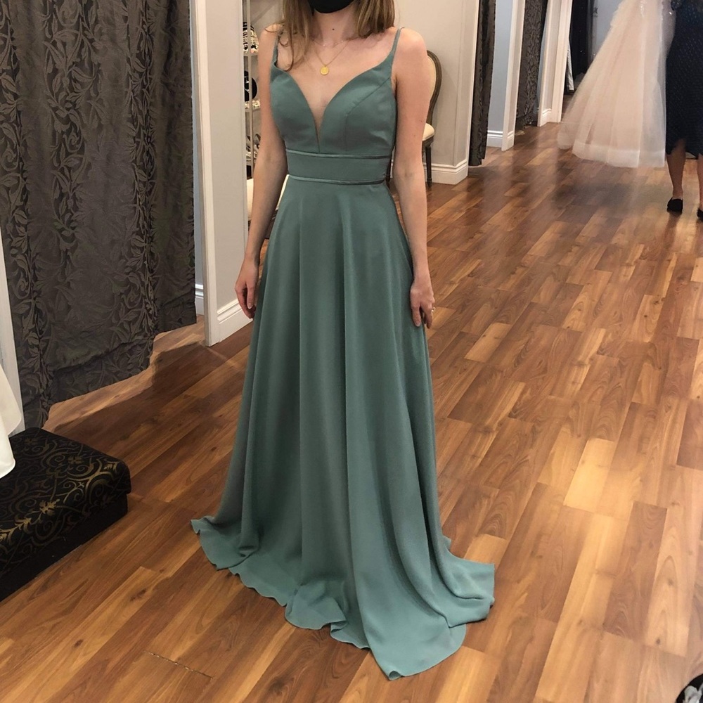 David’s Bridal Long Bridesmaids Prom Dress
